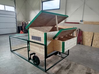 Mobilný kurín - 9