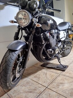 Yamaha xjr 1300 - 9