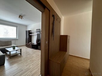 2-izbový byt na prenájom, Novozámocká ulica - 9