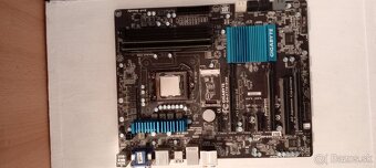 Zakladna Doska s RAM kartamy a Procesorom - 9