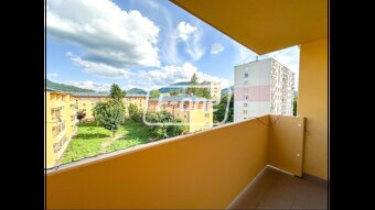 Prenájom | 2-izbový byt so zariadením a balkónom, KNM - Murg - 9