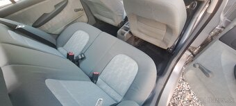 Skoda fabia 1.4 mpi - 9