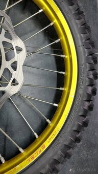SUZUKI RMZ Kolesá - 9