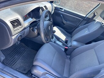 Volkswagen Jetta 1.9 TDI PD - 9