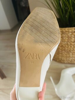 KRÁSNE ČIŽMY značky ZARA, PC 70 EUR - 9