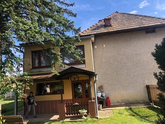 Predám 5-izbový rodinný dom v Očovej - 9