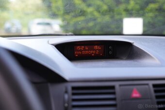 Opel Meriva 1.4i 66kw - 9