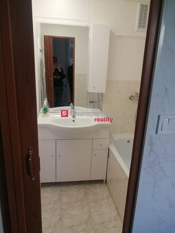 Prenájom - pekný 2 izbový byt, Nové Zámky - 9