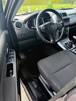 Suzuki Grand Vitara 2.4 benzin facelift 2010 4x4 bez korozie - 9