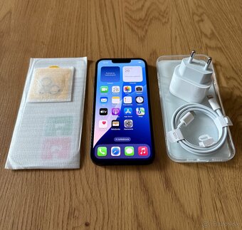 iPhone 13 128 gb Midnight v záruke + príslušenstvo - 9