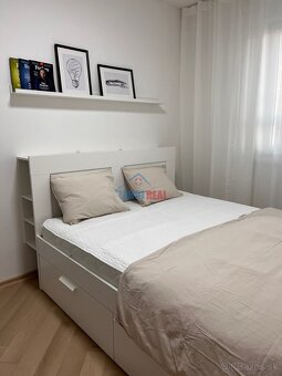 NÁBREŽIE DUNAJA, 2-IZB, STARÉ MESTO - 9