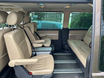 Predám VW Multivan T5 - 9