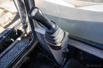 Šmykom riadený nakladač Novotny B 961+ príslušenstvo - 9