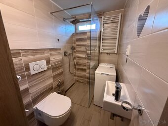 Rodinný dom 5+1, Žilinská Lehota , 160m², slnečný pozemok - 9