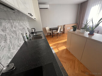 3-izbový byt na prenajom v centre Bratislavy - staré mesto - 9