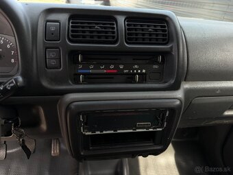 SUZUKI JIMNY 1.3i RWD - 9