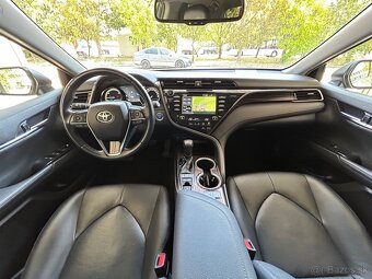 Toyota Camry 2,5 Hybrid SR - 9
