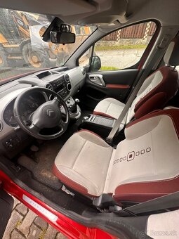 Predám Citroen Berlingo 2011 1.6i 88kw naj.189000km - 9