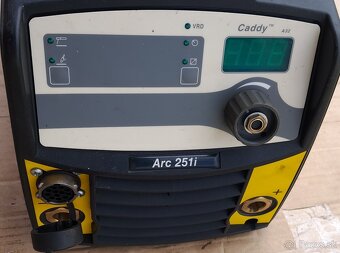 Zvaracka esab 400v - 9