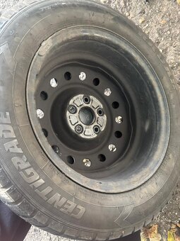 215/60 R16 Zimné pneumatiky + oceľové disky, puklice - 9