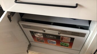 NOVÁ ZARIADENÁ GARSÓNKA TOP LOKALITA ŽILINA - 9