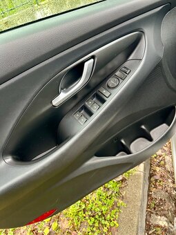 Hyundai i30 combi, 1.4 TGDI automat - 9