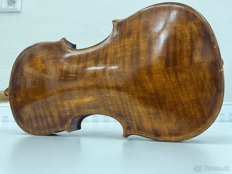 Staré “ploché “husle - 9