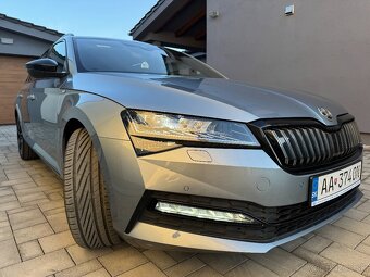 ŠKODA SUPERB COMBI 1,4 iV, SPORTLINE, 101 778 KM,5/2020 - 9