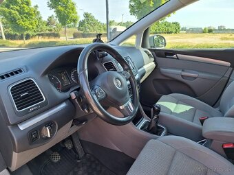 Volkswagen Sharan 2.0 TDi - 9