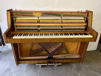 Klavir,piano zn. Wurlitzer - 9