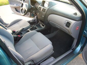 Nissan Almera - 9