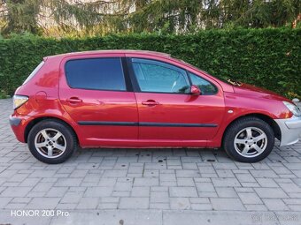 PEUGEOT 307 1.4 16V 65KW COMFORTLINE - 9