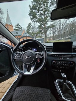 Kia Ceed III 1.4 MPI Gold - 9
