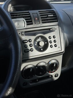 Suzuki Ignis 1.3 benzín - 9