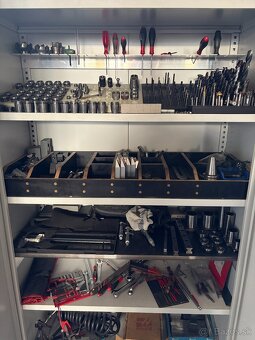 CNC nástrojárska fréza HAAS VF8 + príslušenstvo - 9