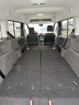 Transit Connect 1.5TDCi/ AT8/ L2 - 9