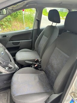 Ford Fiesta 1.25 benzín - 9