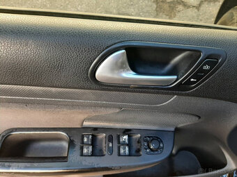 Volkswagen Golf 1.6 Trendline A/T - 9
