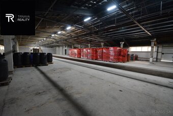 Priemyselný areál s administratívnou budovou, rodinným domom - 9