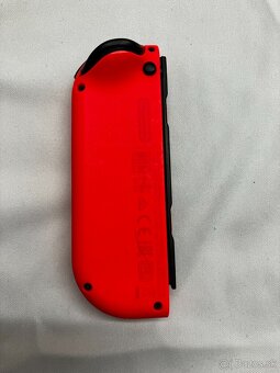Nintendo Switch Joy-Con ovladače - 9
