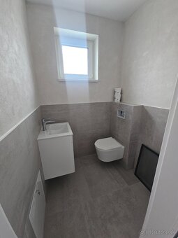 NA PREDAJ BYTY V ROVINKE - 9