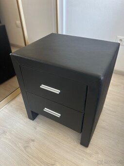 Manželská postel 180x200 cierna - 9