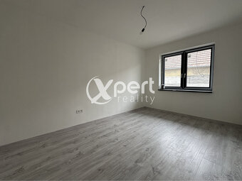 4-IZBOVÝ RODINNÝ DOM NA PREDAJ V OBCI ŽIHÁREC - 9