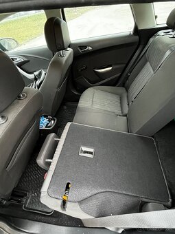 Opel Astra Sport Tour - 9