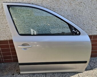 Predné dvere Škoda Octavia 2 strieborné 9102 - 9