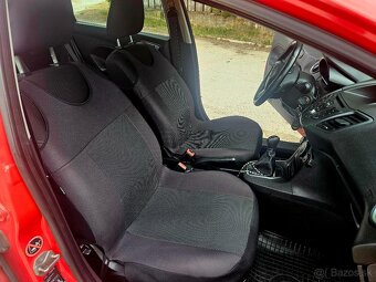 Ford Fiesta - 9