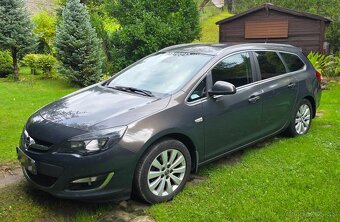 PREDÁM OPEL ASTRA J (2013) - 1.7 CDTI - BA/TN - 9