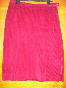 dívčí: krajková sukně, 2 halenky, šaty, vel S,M - 9