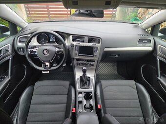 VW Golf Variant 2.0TDI 110kw R-line - 9