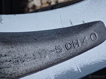 hlinikové disky-orig-Renault,Nissan--61/2Jx17-ET-40--5x114,3 - 9